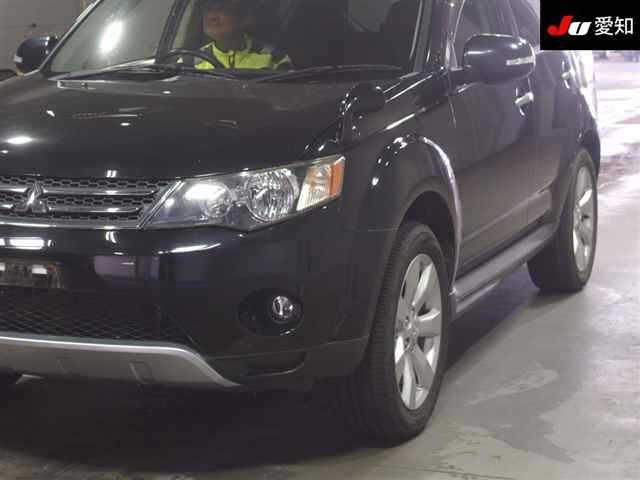 MITSUBISHI OUTLANDER 2010