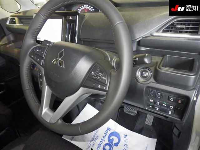 MITSUBISHI DELICA D2 2023