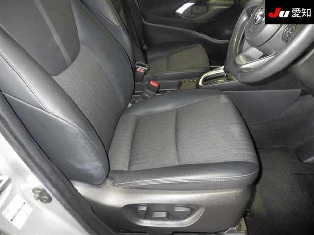 TOYOTA YARIS CROSS 2023