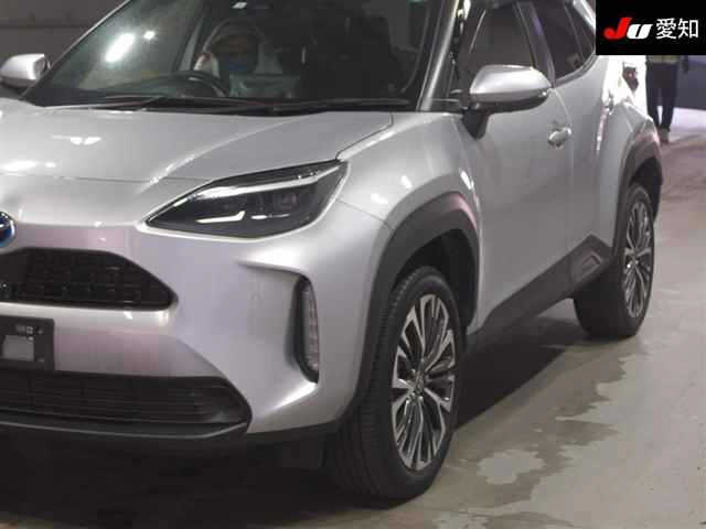 TOYOTA YARIS CROSS 2023