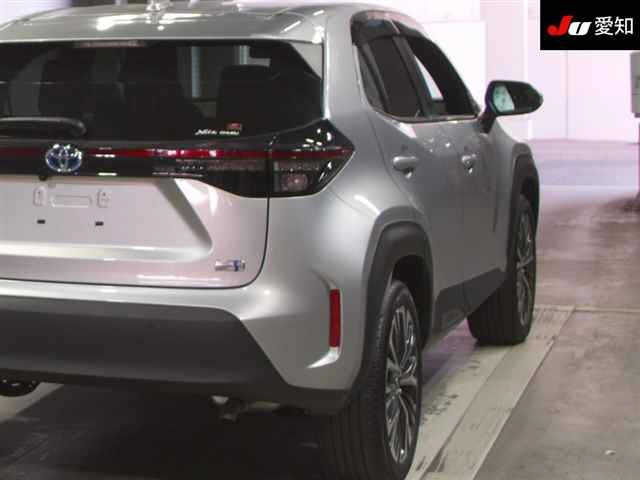 TOYOTA YARIS CROSS 2023