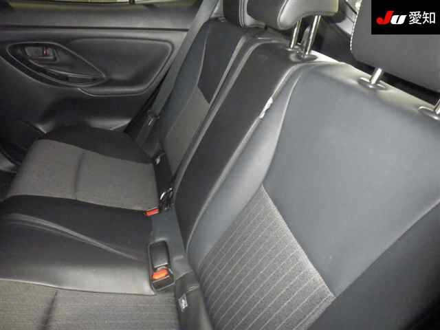 TOYOTA YARIS CROSS 2023