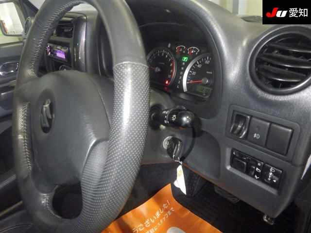 SUZUKI JIMNY 2012