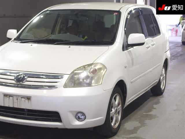 TOYOTA RAUM 2008