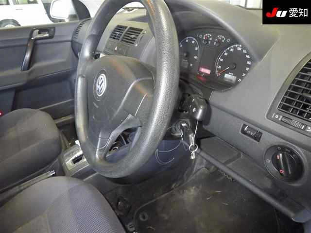 VOLKSWAGEN POLO 2008