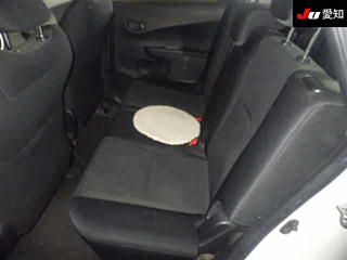 TOYOTA RACTIS 2012