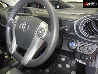 TOYOTA AQUA 2014