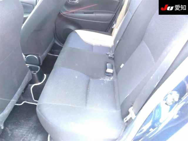 TOYOTA VITZ 2018