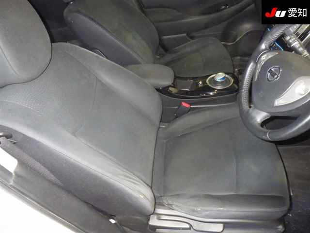 NISSAN LEAF 2014