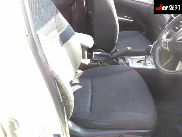 SUBARU FORESTER 2011