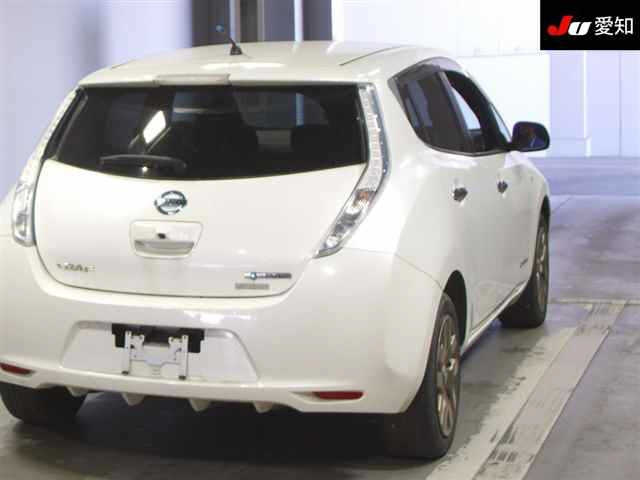 NISSAN LEAF 2014