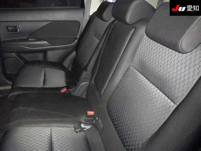 MITSUBISHI OUTLANDER 2014