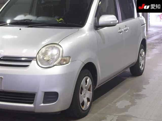 TOYOTA SIENTA 2008