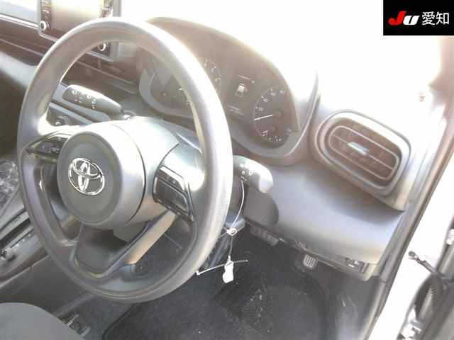 TOYOTA YARIS 2022