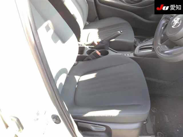 TOYOTA YARIS 2022
