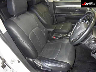 MITSUBISHI OUTLANDER PHEV 2013