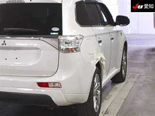 MITSUBISHI OUTLANDER PHEV 2013