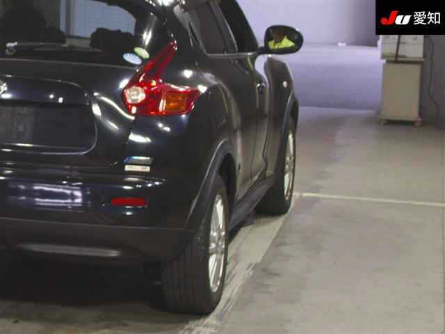 NISSAN JUKE 2011