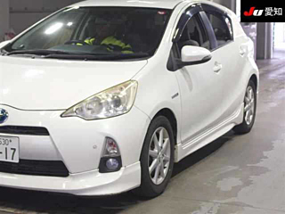 TOYOTA AQUA 2012