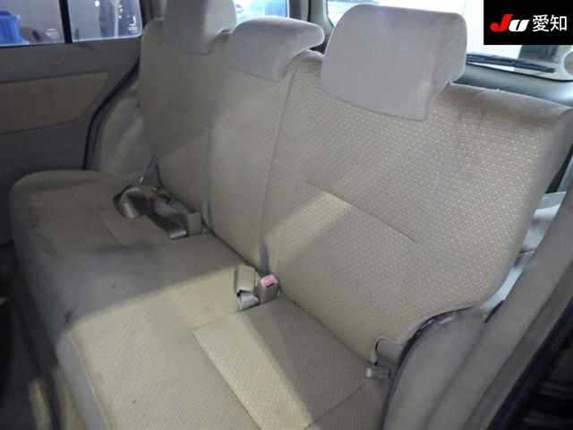 TOYOTA RAUM 2008