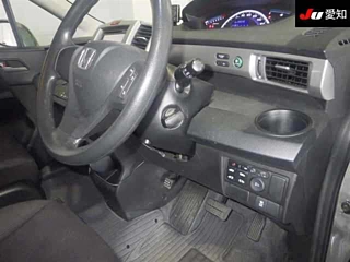 HONDA FREED 2012