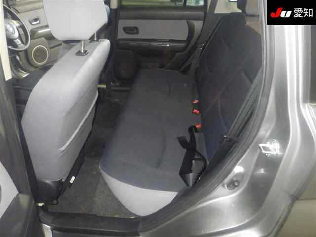 MAZDA VERISA 2012