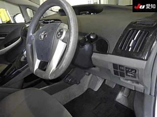 TOYOTA PRIUS 2010