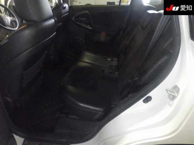TOYOTA VANGUARD 2010