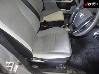 TOYOTA AQUA 2012