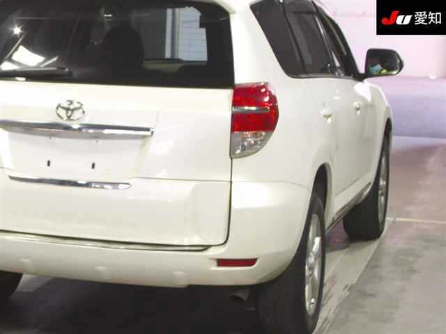 TOYOTA VANGUARD 2010