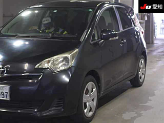 TOYOTA RACTIS 2011