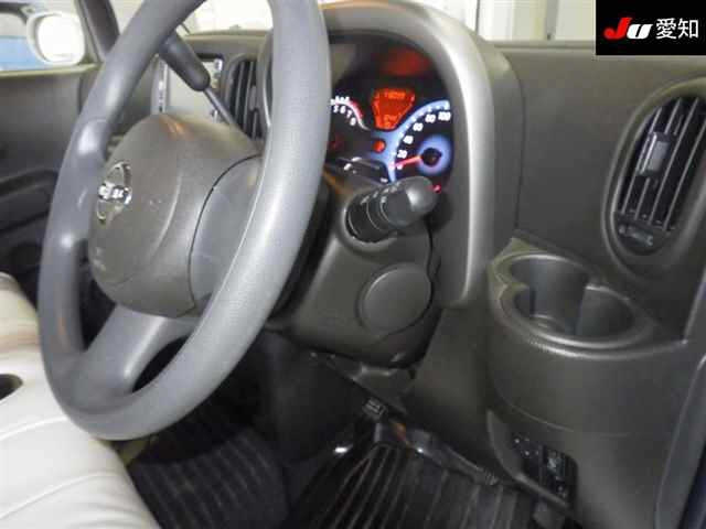 NISSAN CUBE 2010