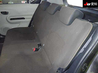 TOYOTA AQUA 2012