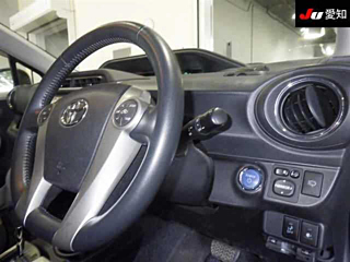 TOYOTA AQUA 2012