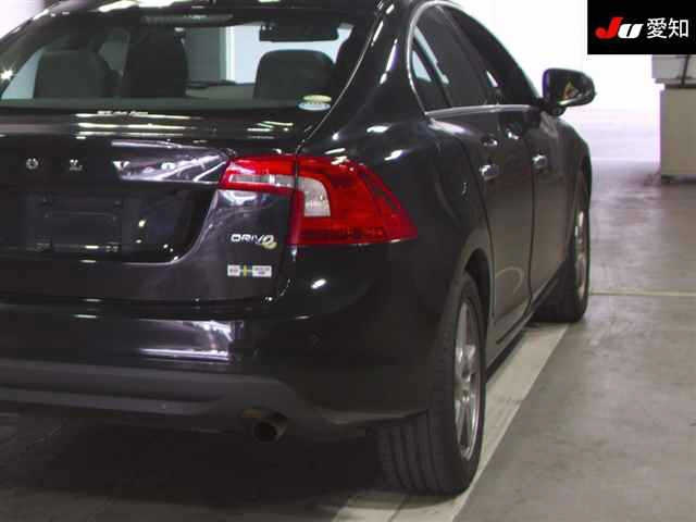 VOLVO S60 2012
