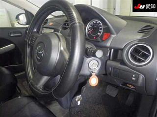 MAZDA DEMIO 2012
