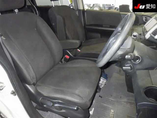 HONDA FREED 2012