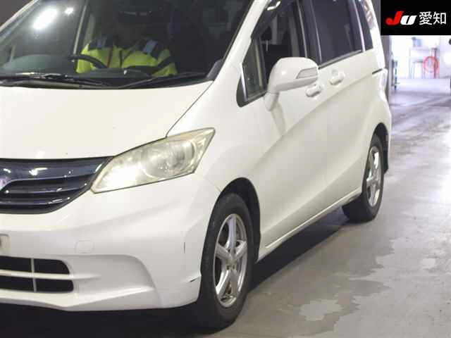 HONDA FREED 2012