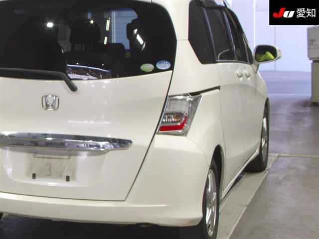 HONDA FREED 2012