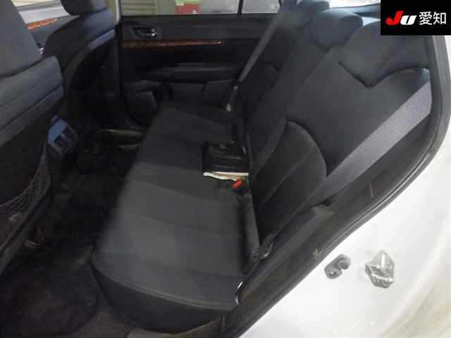 SUBARU LEGACY 2011