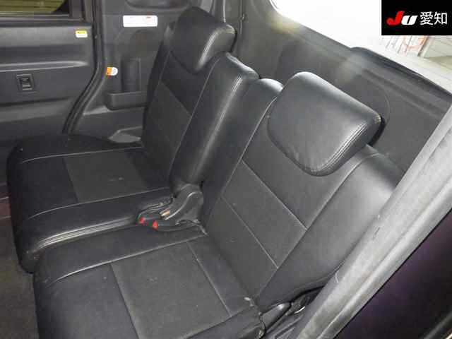 DAIHATSU WAKE 2014
