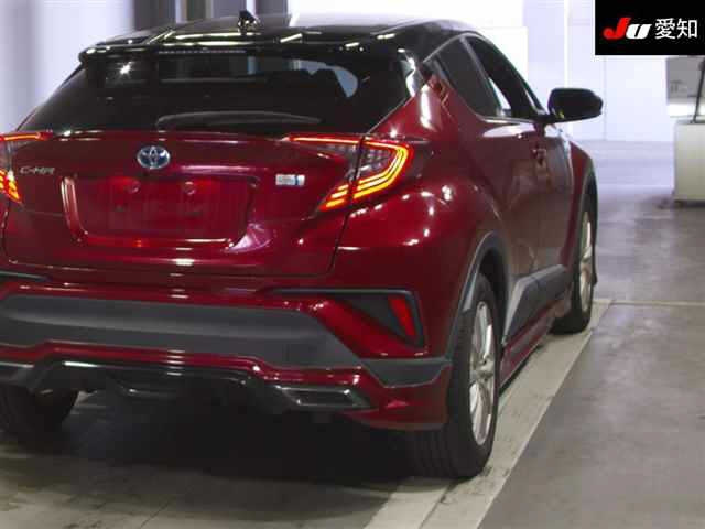 TOYOTA C-HR 2018