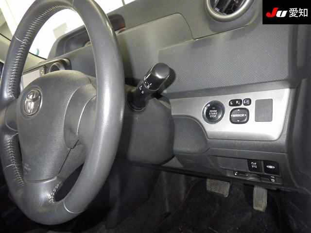 TOYOTA COROLLA RUMION 2011