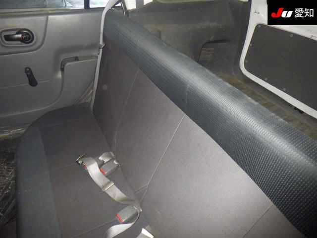 NISSAN AD 2008