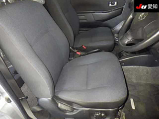 NISSAN KIX 2012