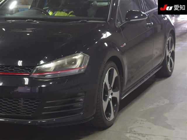 VOLKSWAGEN GOLF 2015
