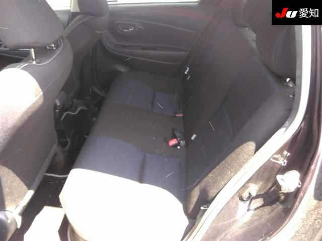 TOYOTA VITZ 2018