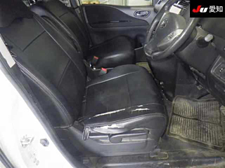 NISSAN SERENA 2014