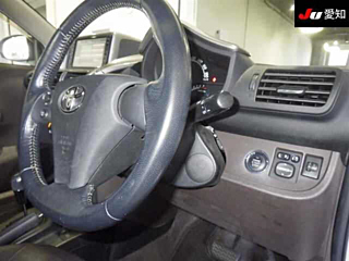 TOYOTA IQ 2009