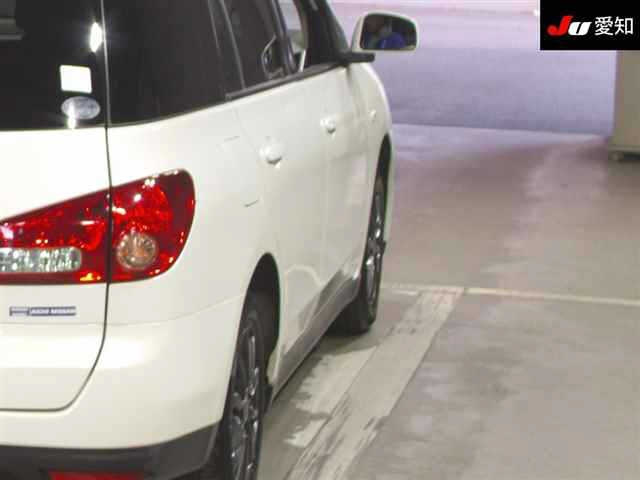 NISSAN WINGROAD 2010